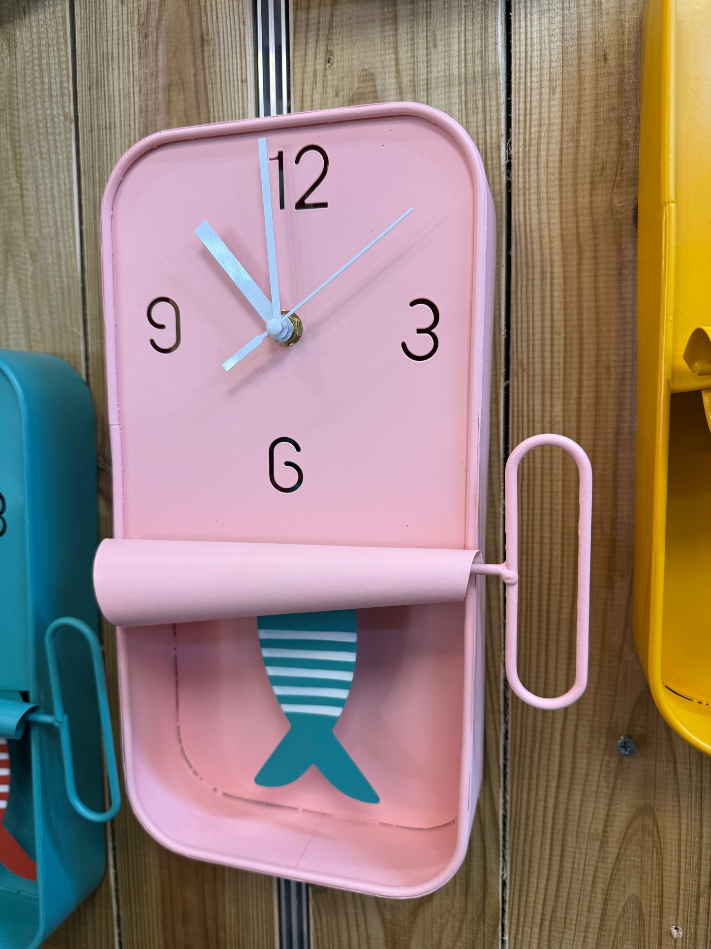 Horloge boîte de sardines