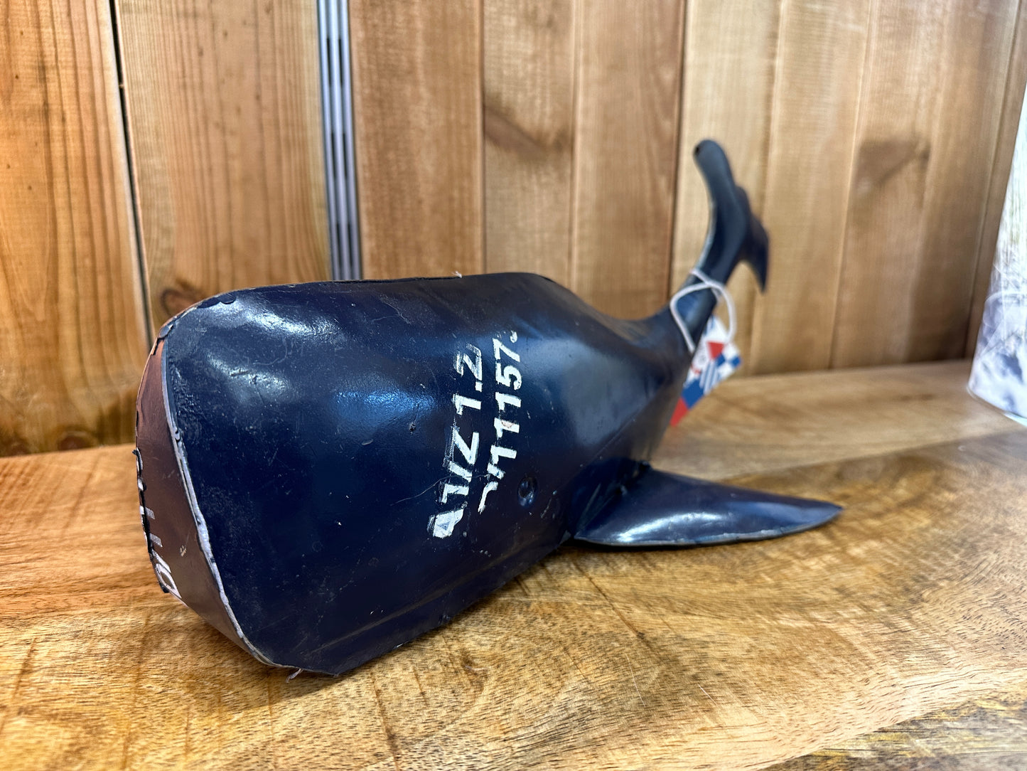 Baleine métal recyclé 37cm