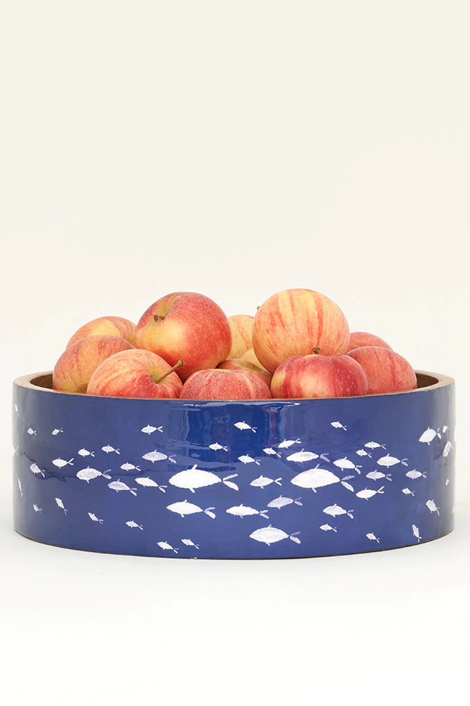 Grand plat en bois émaillé avec poissons