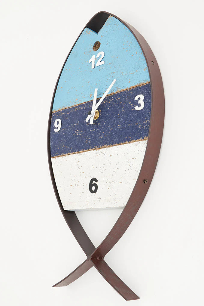 Horloge forme de poisson bois et métal
