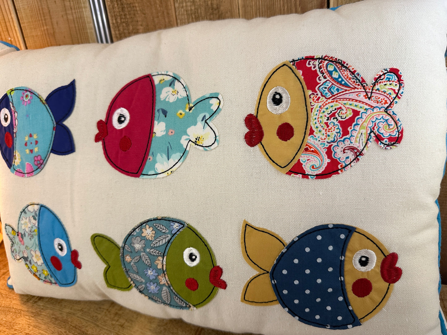 Coussin Poissons boule