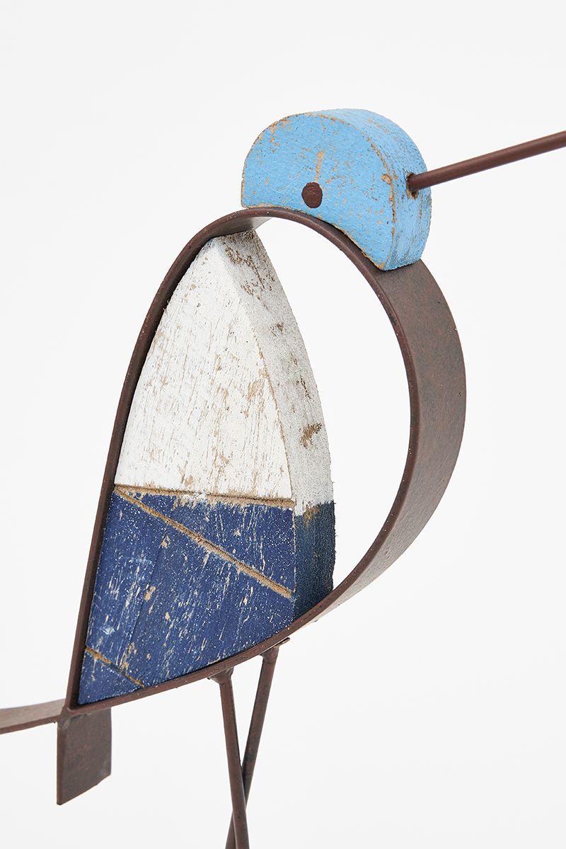 Oiseau en bois coloré