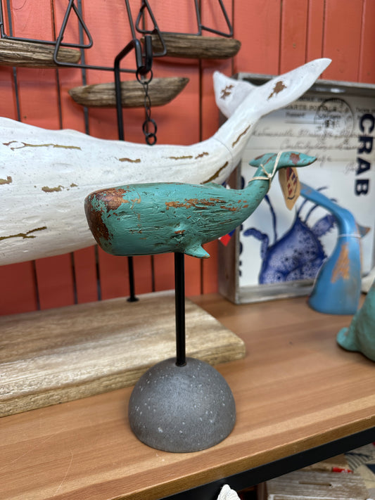 Baleine en résine sur socle