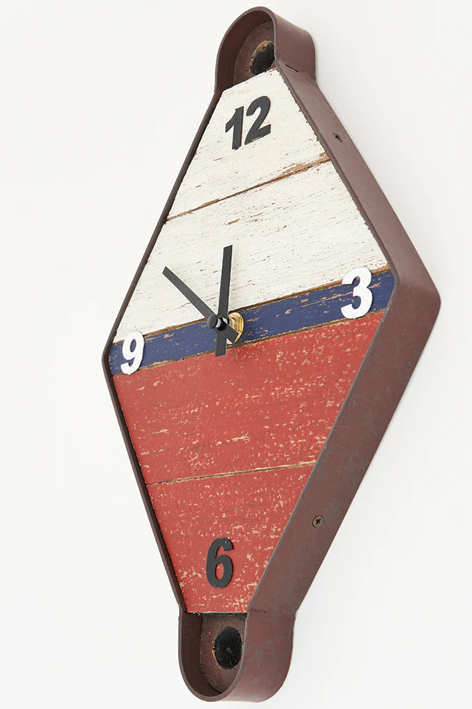Horloge forme bouée bois et métal